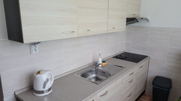 APARTMÁN***ROŽŇAVA 18 APARTMÁN***ROŽŇAVA 18