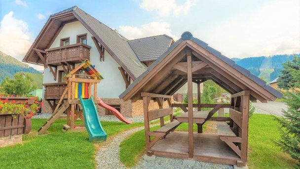 Apartmánový dom Vila Maroš Pavčina Lehota 5
