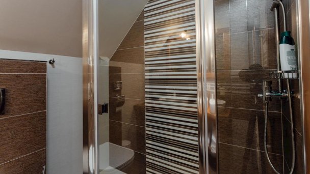 Wellness penzión Kráľov dvor Rakša 38