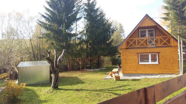 Liptovská chata pri potoku Svätý Kríž 37