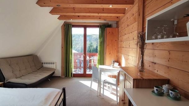 Chata HolidayRaj s wellnessom pri Bešeňovej Malatíny 6 Chata HolidayRaj s wellnessom pri Bešeňovej Malatíny 6