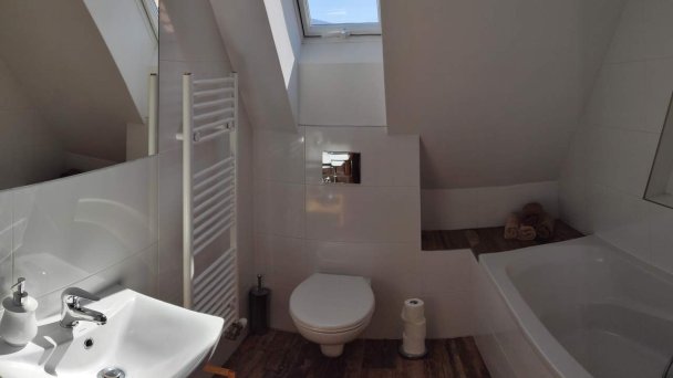 Chata HolidayRaj s wellnessom pri Bešeňovej Malatíny 73 Chata HolidayRaj s wellnessom pri Bešeňovej Malatíny 73