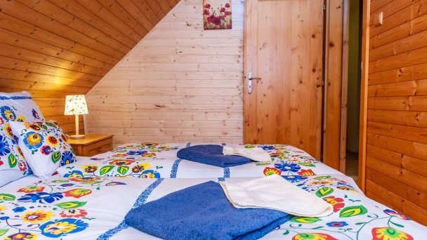 Zrubové chaty na brehu Liptovskej Mary Bobrovník 10