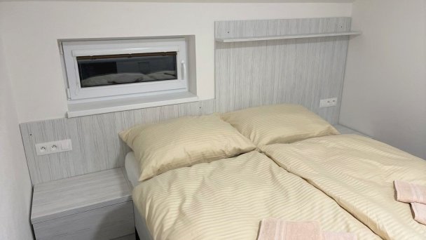 U divokej včely Ižipovce 28