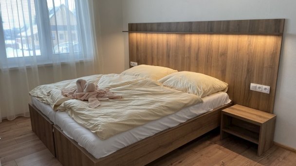 U divokej včely Ižipovce 22