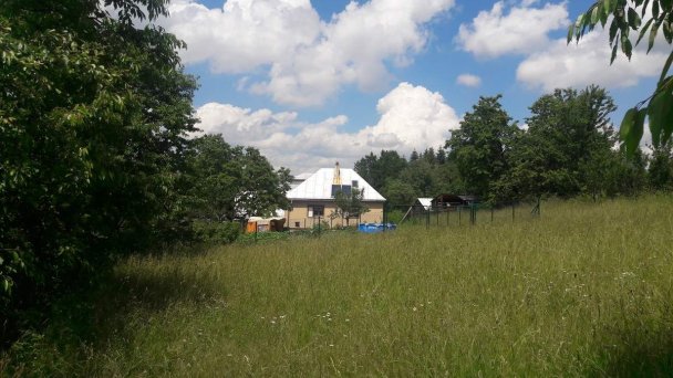 Gazdovský dvor Koristekovci Látky 15