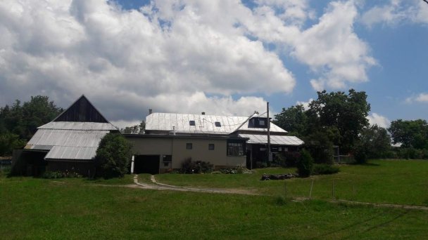 Gazdovský dvor Koristekovci Látky 4