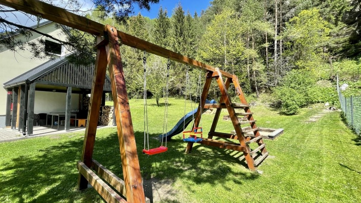 Chata pod lesom Kvačany 2