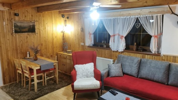 CHATA MACO Jakubovany 7