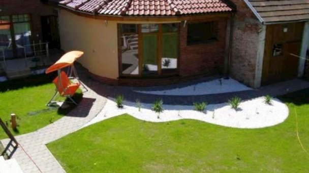 Penzión pod Kriváňom Dovalovo 27