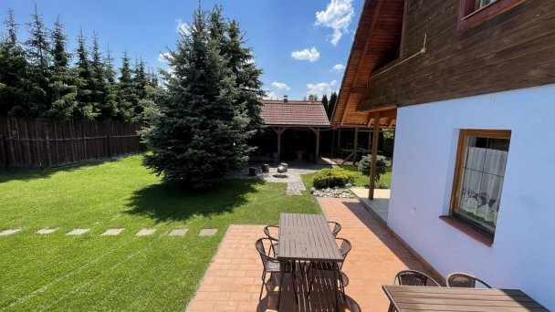 Dom Marko a apartmán Natália Liptovská Sielnica 56