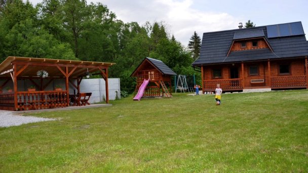 Chalúpka pri mlyne Podbiel 17