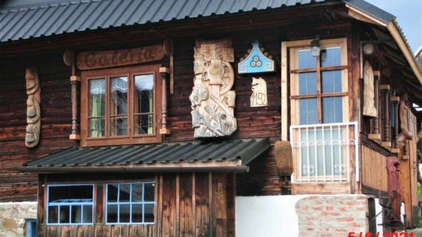 Drevenica Art Galery Liptovská Lúžna 8