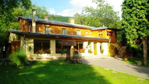 Chata West Banská Štiavnica 12 Chata West Banská Štiavnica 12