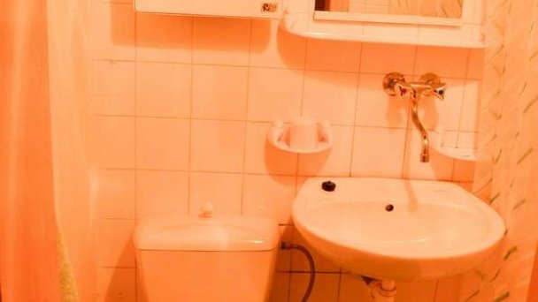Pôvodná drevenička a Modrý domček Liptovská Teplá 13 Pôvodná drevenička a Modrý domček Liptovská Teplá 13