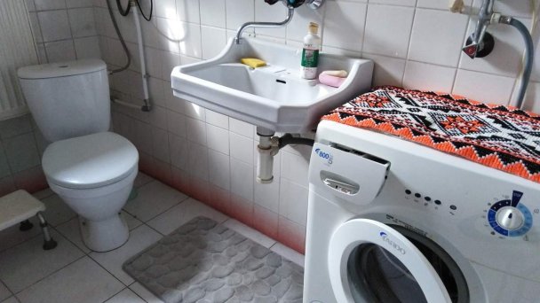 Rodinný dom pod hradom Tisovec 8 Rodinný dom pod hradom Tisovec 8
