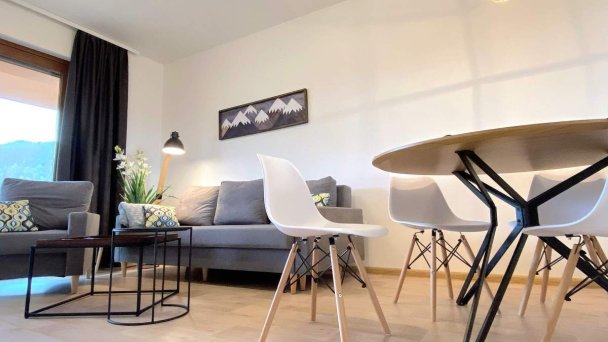 Panorama Home Valča 9