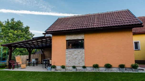 Chalupa pri potoku Valča 18