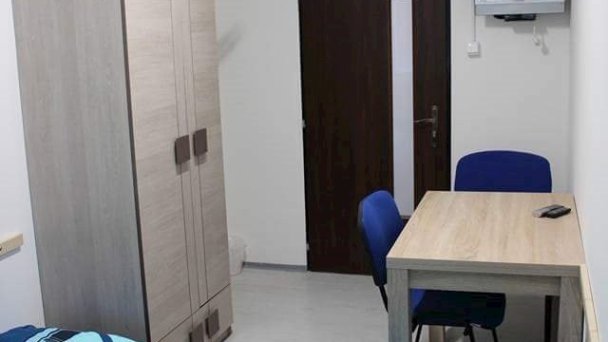Robotnícka ubytovňa Šúrovce 6