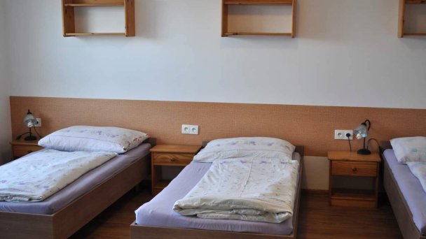 Ubytovňa Nika Červeník 15