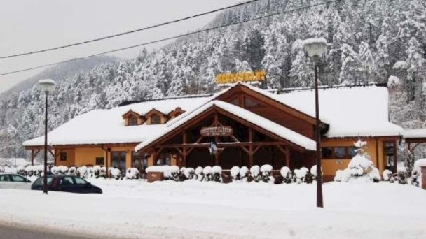 Hotel Country Saloon Belá 8