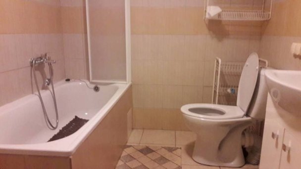 Ubytovanie Bastards Čakajovce 28