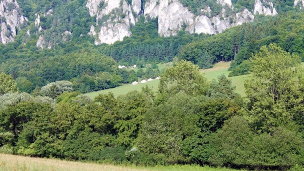 Chata pod Skalami Súľov Hradná 19