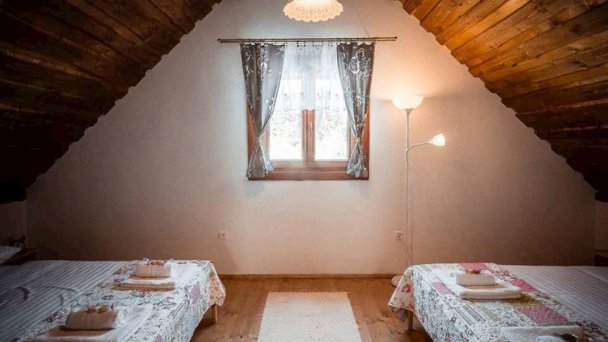 Chata nad briežkami Raková 37