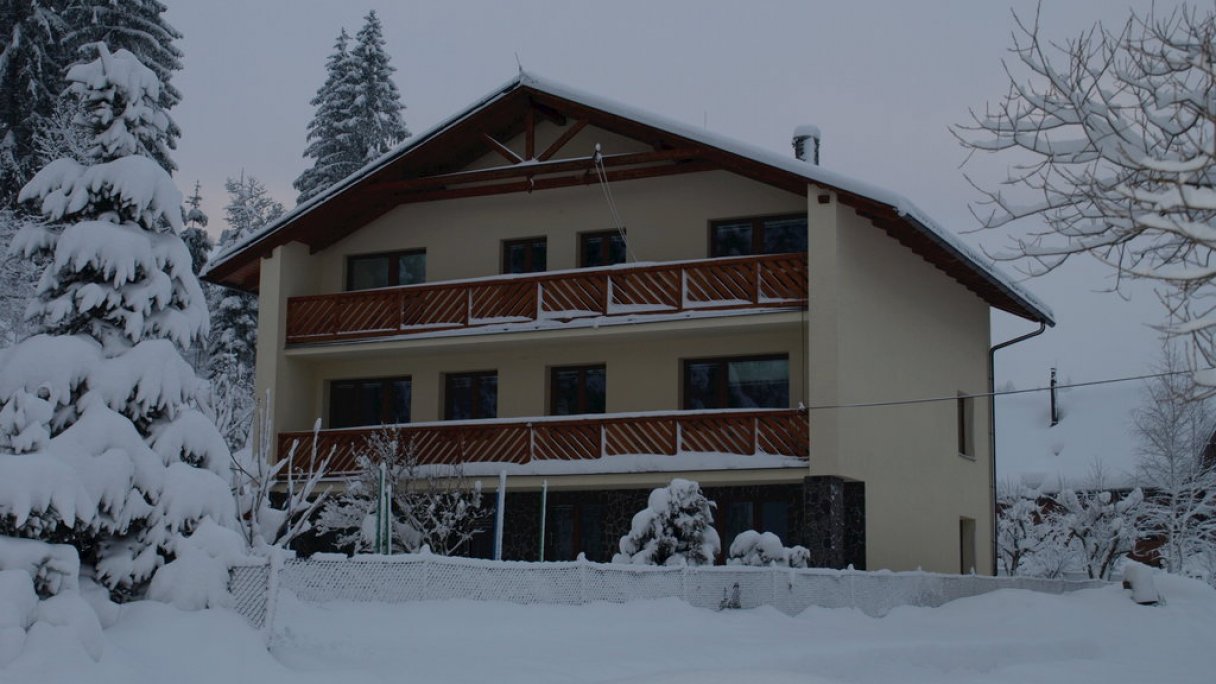 Folk House Oščadnica 1