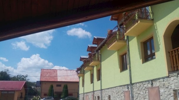 Penzión a pizzeria u Šujana Lysica 13