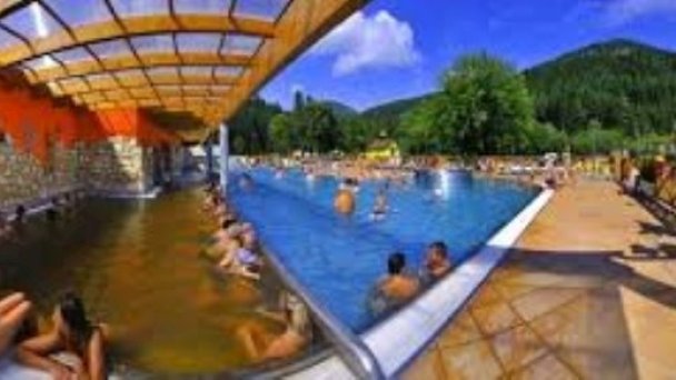 Chalupa pri vodopáde Lúčky 24 Chalupa pri vodopáde Lúčky 24