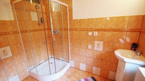 Pri minerálnom prameni Liptovský Ján 12
