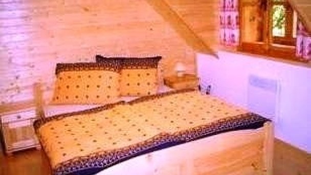 Drevenica za vodou Liptovské Revúce 10