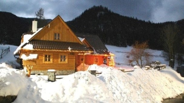 Drevenica za vodou Liptovské Revúce 22