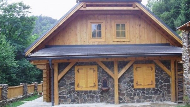 Zrub Trajdalka Hodruša - Hámre 20 Zrub Trajdalka Hodruša - Hámre 20