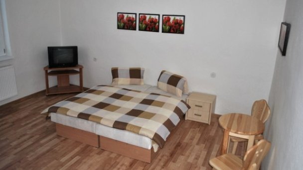 Ubytovanie pod Vtáčnikom Kľak 25