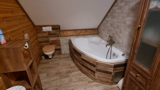 Zrub Laura Bystrá 35 Zrub Laura Bystrá 35