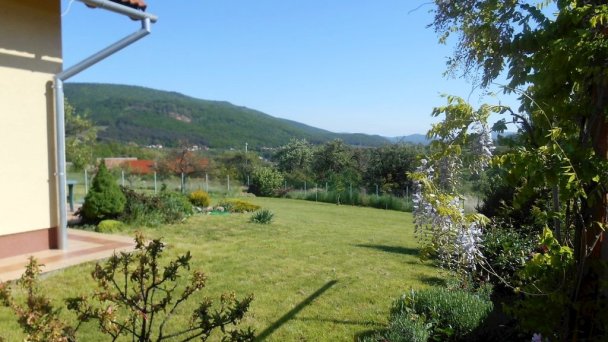 Chata Kašná hôrka (pôvodne Chata Tajch) Nová Baňa 53