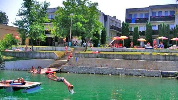Hotel Fortuna Senec 6 Hotel Fortuna Senec 6