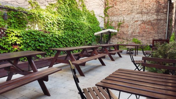 Hostel Patio Bratislava - Staré Mesto 8