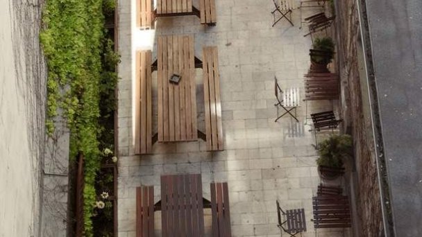 Hostel Patio Bratislava - Staré Mesto 14