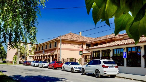 Corvin Pension & Restaurant Veľký Meder 28