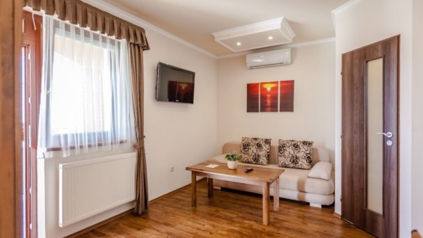 Corvin Pension & Restaurant Veľký Meder 36