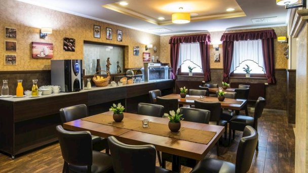 Corvin Pension & Restaurant Veľký Meder 45