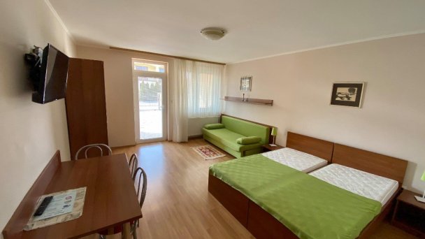 Apartmánový dom Flóra Veľký Meder 15