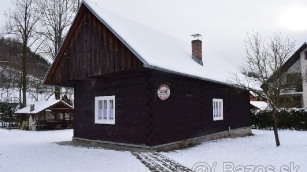 Drevenica Škorec Terchová 9