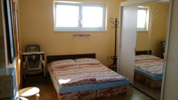 Chatky a apartmány Pod starým orechom Veľký Meder 4