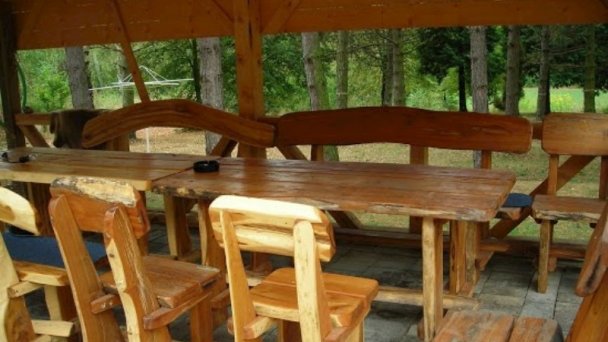 Chaty pod Gýmešom, rekreačné zariadenie Jelenec 7