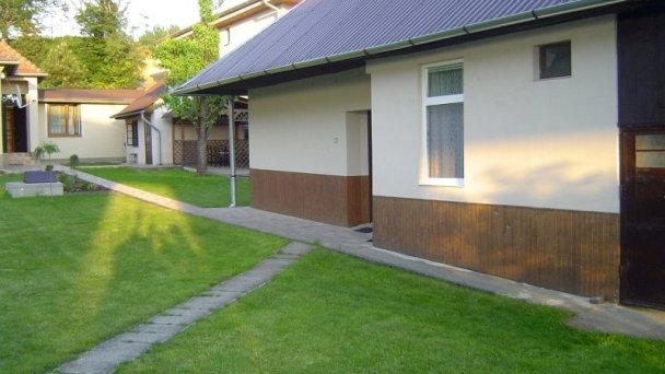 Ubytovanie pod mostom Podhájska 42