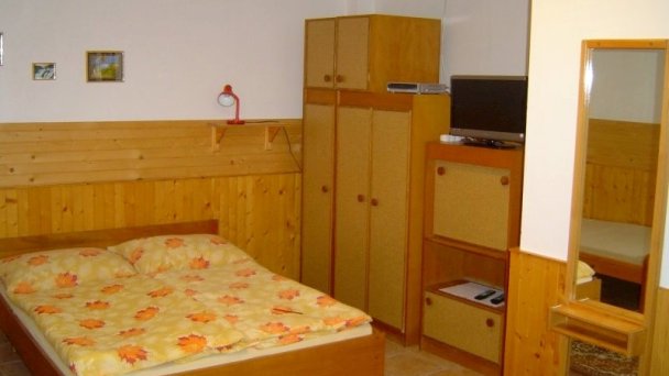 Ubytovanie pod mostom Podhájska 30